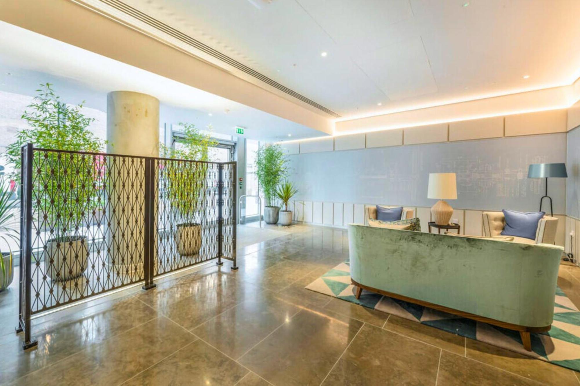 Battersea Power Station - Winter Garden Balcony & 1Gb Wifi - Luxurylondonstays Exterior photo